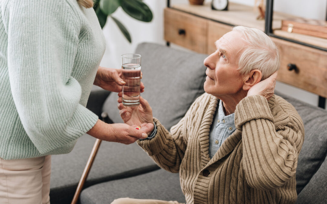 Fałszywe obietnice w ofertach pracy w opiece – jak je w porę wychwycić